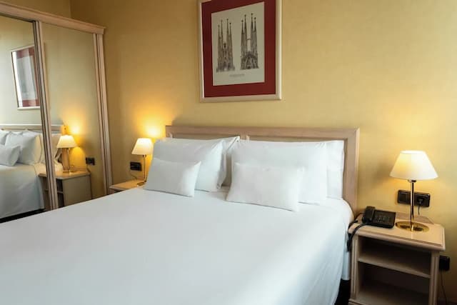 サノテル アストン-スタンダード ルーム シティビュー-8