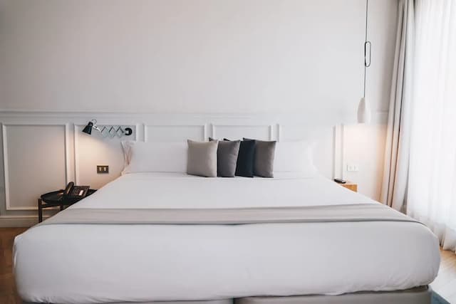 Dear Hotel Madrid-Premium Room, City View (High floor)-2