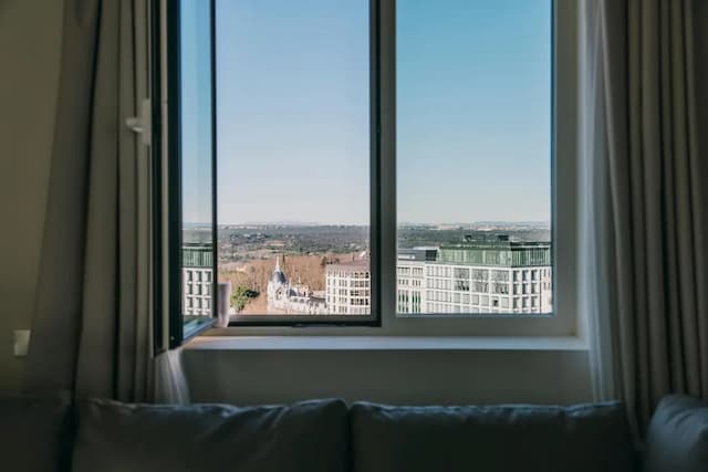 Dear Hotel Madrid-Luxury Suite, City View (High floor)-9