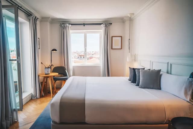 Dear Hotel Madrid-Deluxe Room, Non Smoking, City View-1