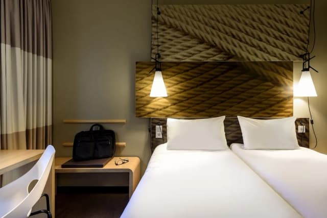 ibis Muenchen City-Standard Twin Room, 2 Twin Beds-2