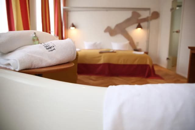 Hotel Drei Raben-Junior Suite (for 2 people)-14