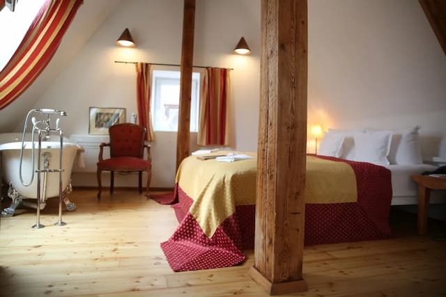 Hotel Drei Raben-Junior Suite (for 2 people)-7