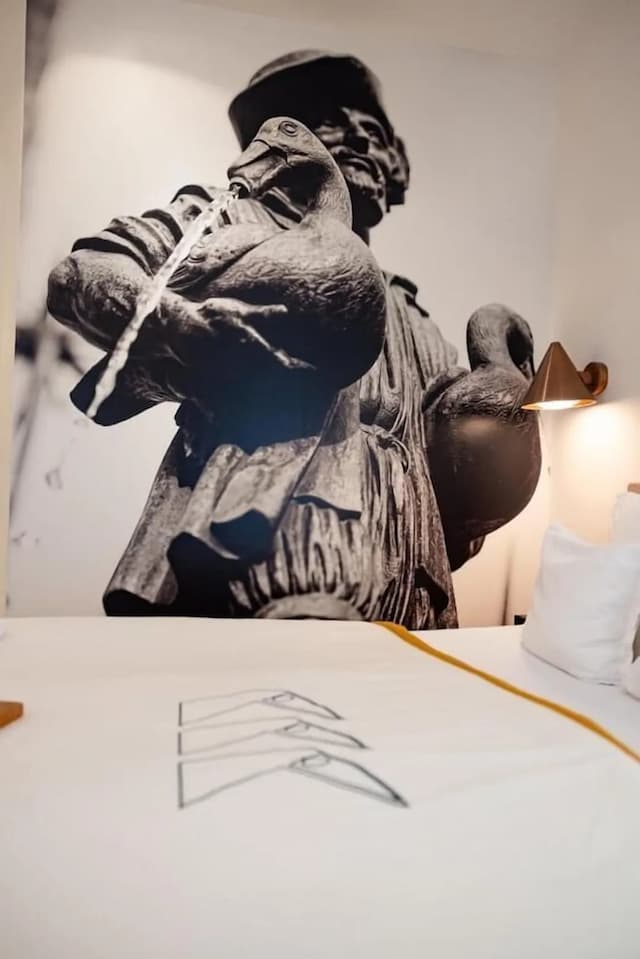 Hotel Drei Raben-Design Double Room (Small)-5