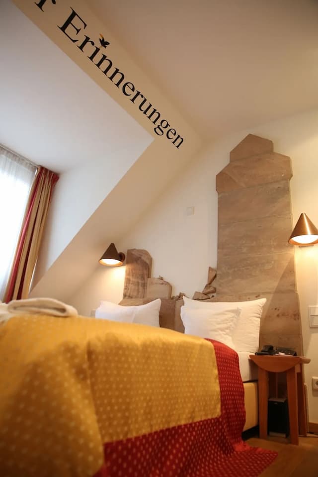 Hotel Drei Raben-Design Double Room (Small)-1