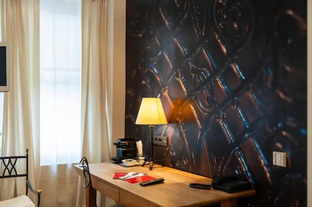 Hotel Drei Raben-Design Double Room (Small)-3