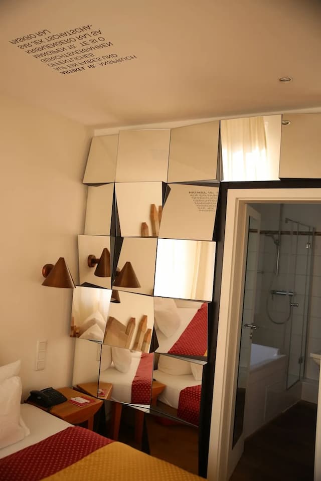 Hotel Drei Raben-Suite-4