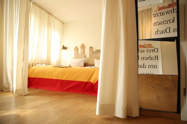 Hotel Drei Raben-Suite-3