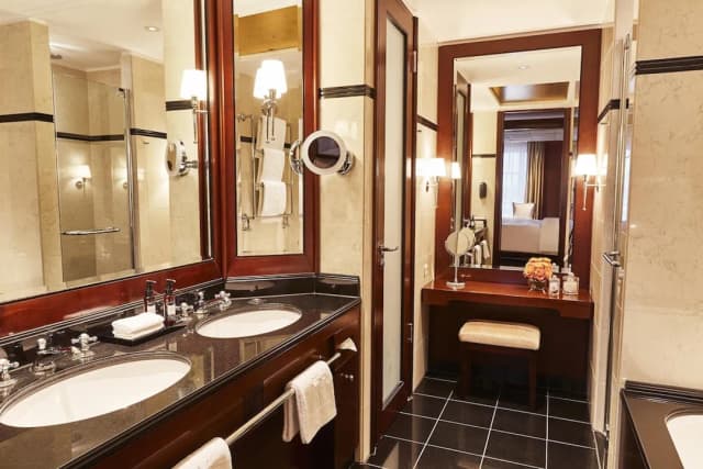 凱賓斯基阿德龍酒店-Superior Deluxe Zimmer (Unter den Linden Blick)-7