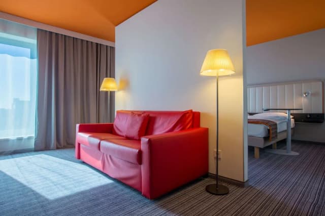 Park Inn by Radisson Frankfurt Airport Hotel-Suite, 1 Bedroom (1 King)-4