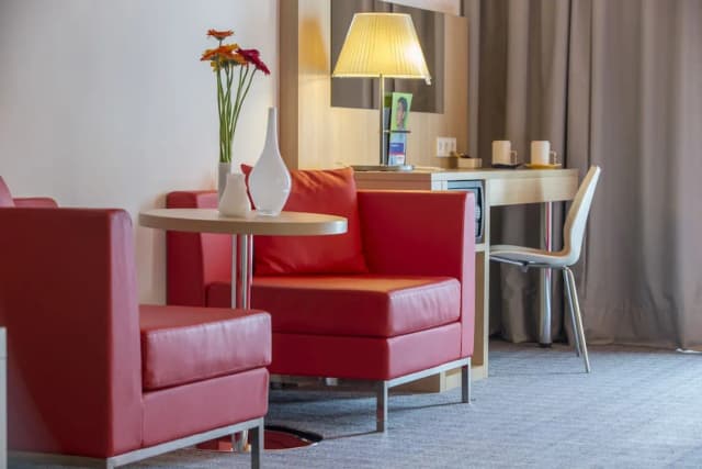 Park Inn by Radisson Frankfurt Airport Hotel-Suite, 1 Bedroom (1 King)-2
