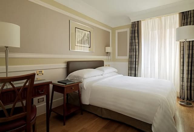 ローマ マリオット グランド ホテル フローラ-デラックス ルーム キングベッド 1 台 (High Floor)-3