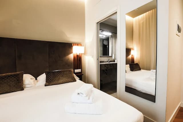 ホテル エンバシー-ダブルルーム (1 名様利用)-6