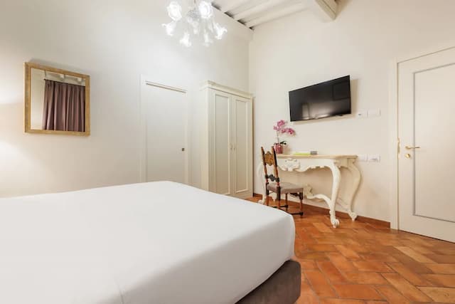 ホテル エンバシー-クラシック ダブルルーム-2