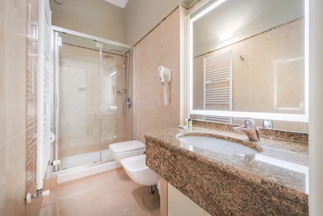 ホテル エンバシー-スーペリア トリプルルーム-5