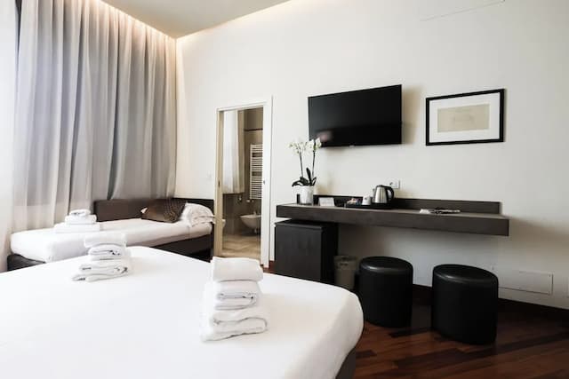 ホテル エンバシー-スーペリア トリプルルーム-4