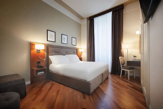 ホテル エンバシー-スーペリア ダブルまたはツインルーム-2