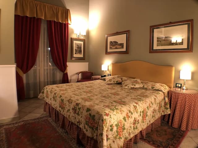 玫瑰園酒店-經典雙人或雙床房-3