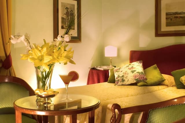 玫瑰園酒店-高級雙人或雙床房-3