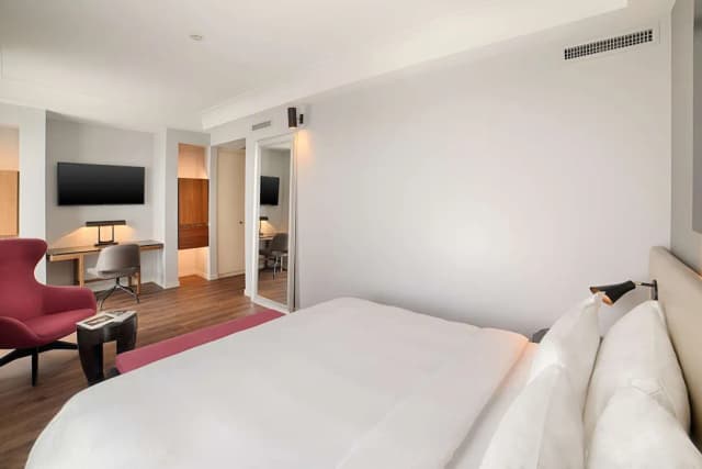 래디슨 블루 호텔, 밀라노-슈피리어룸 (High Floor)-3