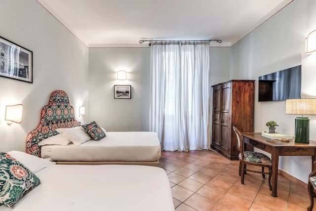 호텔 갈릴레오-스탠다드 쿼드룸-4