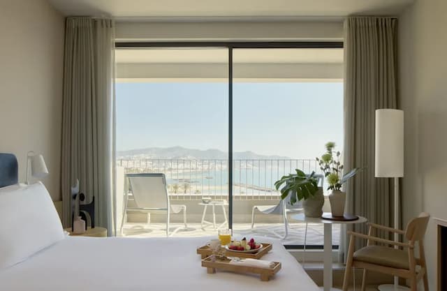 特拉瑪爾酒店-ME, 高級客房, 部分海景-1