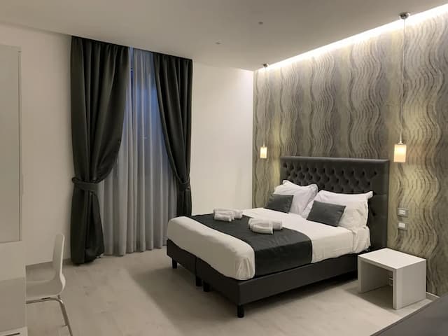 佩特里厄酒店-高級三人房-9