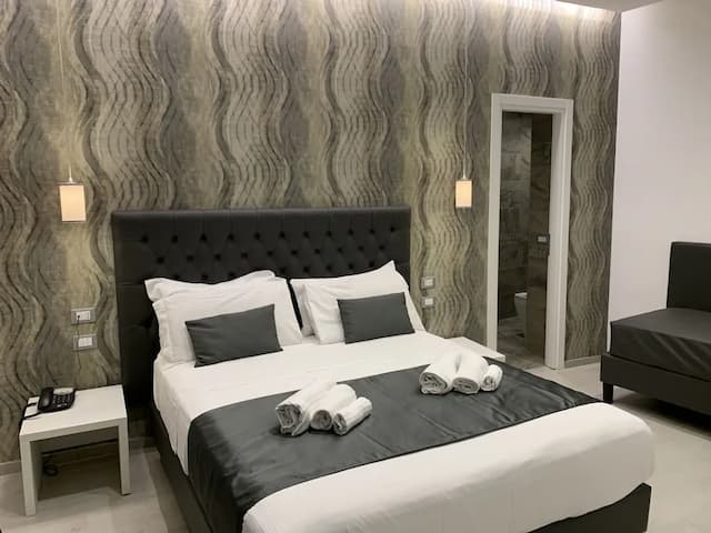 佩特里厄酒店-高級三人房-10