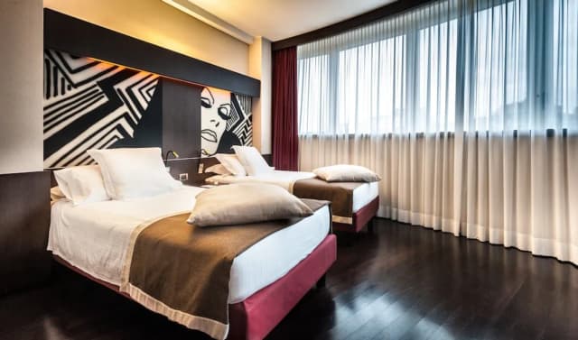 Crowne Plaza Milan City by IHG-Premium Room, 2 Twin Beds, Corner-3