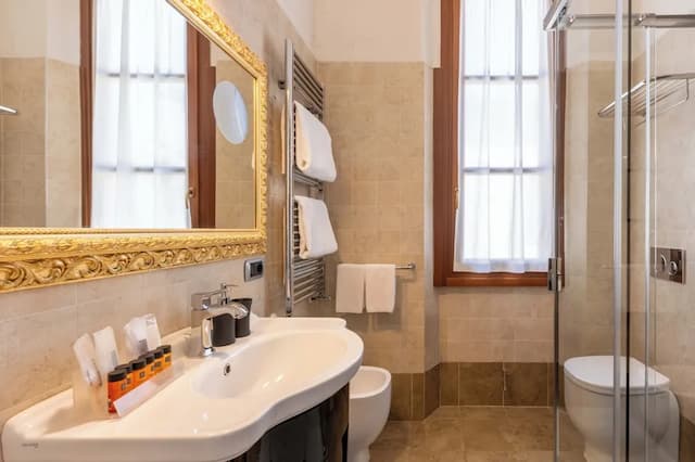 中央酒店-經典雙床房-7