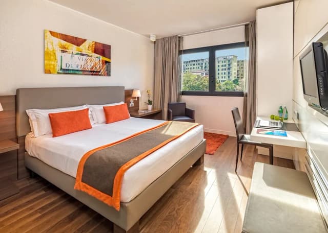 H10 羅馬西塔酒店-雙人房單人入住-5