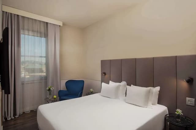 NH Napoli Panorama-家庭房 (Sea View, 2 Adults + 2 Children)-9