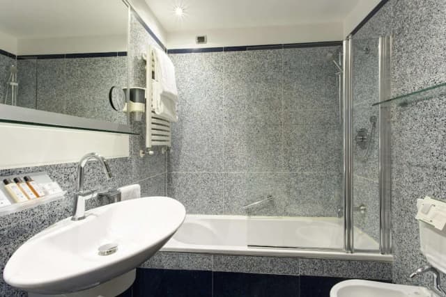 貝斯特韋斯特普拉斯環球飯店-舒適客房, 多張床-3