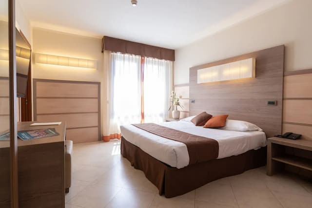 尼爾酒店-Camera Standard con letto matrimoniale-3