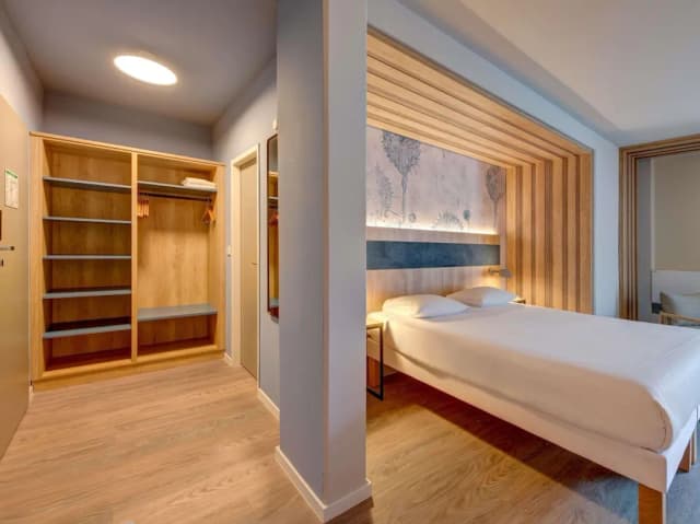 Ibis Styles Regensburg Hotel-Family Suite, 1 Double Bed with Sofa bed-5