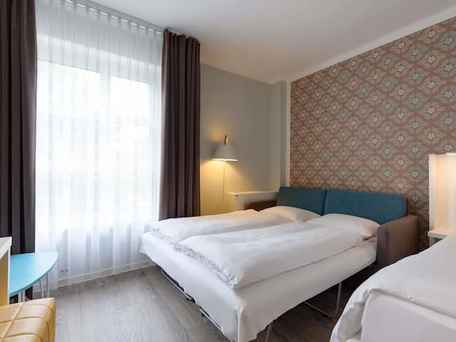 Ibis Styles Regensburg Hotel-家庭双人房-3