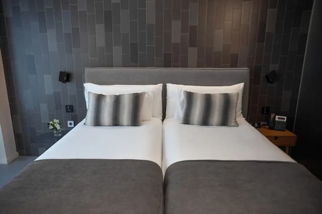 Ohla Eixample-高级双床房-1