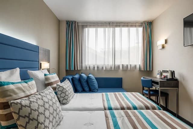 호텔 론다 레셉스-슈피리어 트윈룸-11