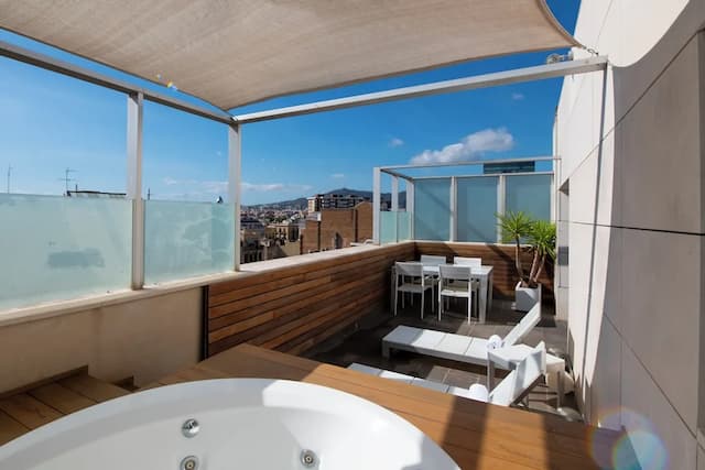 Pestana Arena Barcelona-小型套房 (Jacuzzi on the Terrace)-9