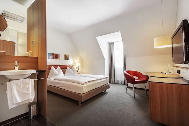 Hotel am Jakobsmarkt-Superior Single Room, 1 Large Twin Bed, Non Smoking-4