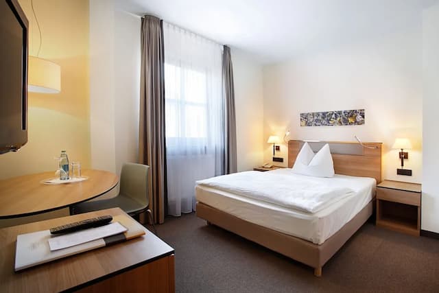 Hotel am Jakobsmarkt-Superior Single Room, 1 Large Twin Bed, Non Smoking-2