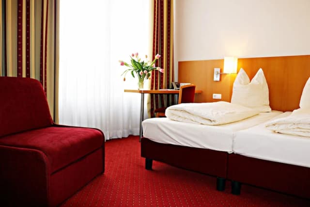 柏靈艾爾酒店-高級雙人或雙床房-7