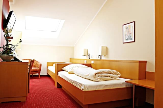 柏靈艾爾酒店-家庭客房-5