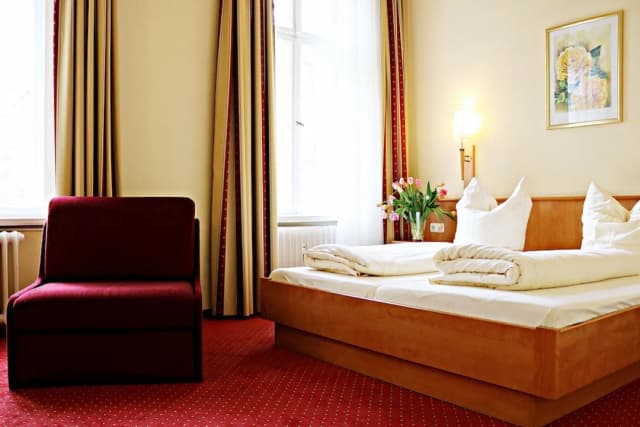 柏靈艾爾酒店-客房, 1 張標準雙人床及 1 張梳化床-5