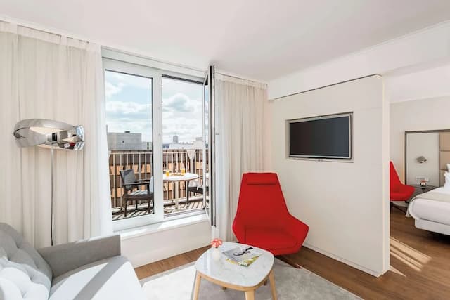 NH コレクション ベルリン ミッテ アム チェックポイント チャーリー-ファミリー ルーム テラス-4