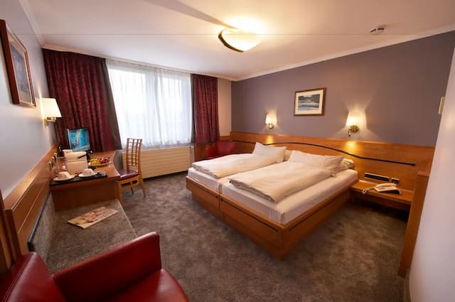 Hotel Torbräu-Double Room-7