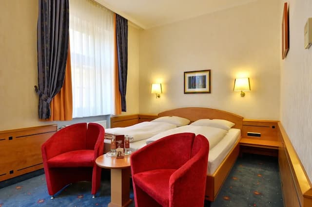 Hotel Torbräu-Double Room-9