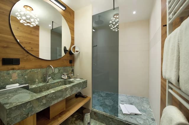 Hotel Torbräu-Superior Double Room-12