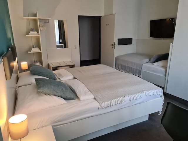 Brunnenhof City Center-舒适三人房-4