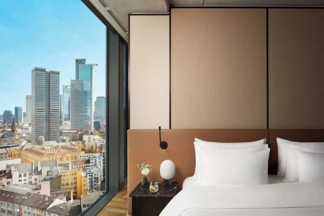 NH Collection Frankfurt Spin Tower-Premium Room-2